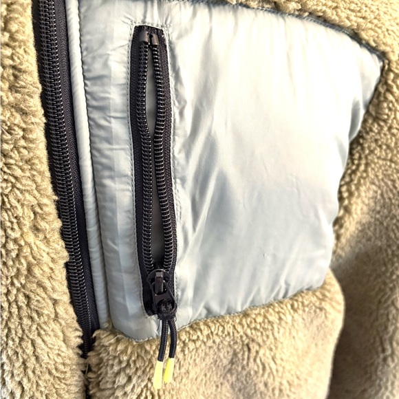 H&M Olive Green Sherpa Fleece Jacket - Picture 5 of 11